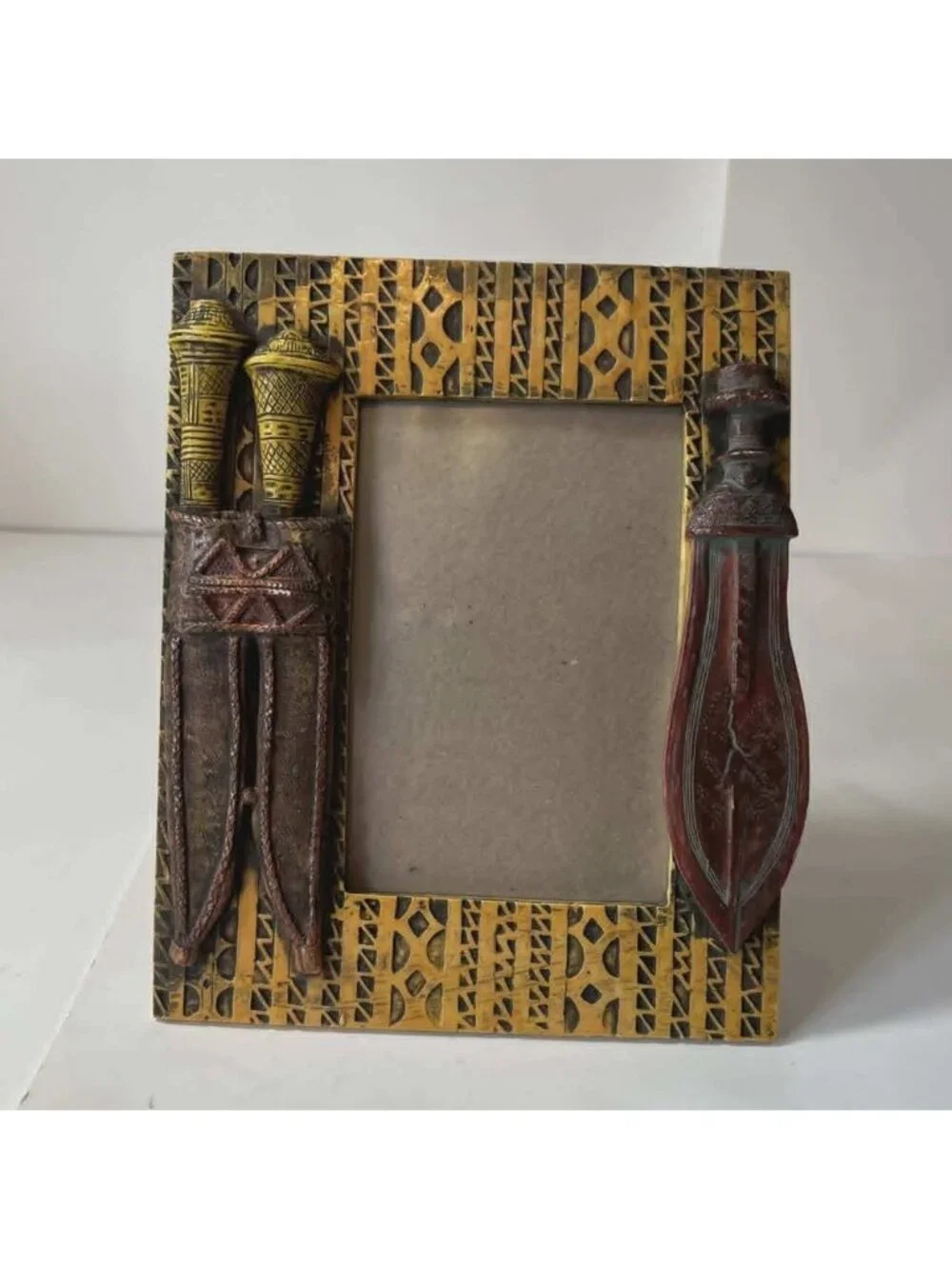 African Tribal Dagger‎ Picture Frame 4x6 Hand Painted Resin 3D Relief Decor
